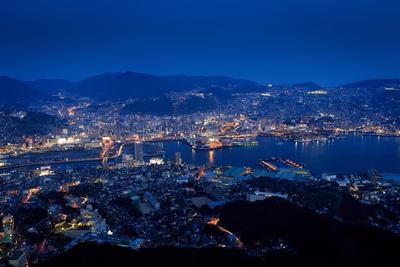長崎・稲佐山｜世界新三大夜景とロープウェイを楽しむ展望スポット