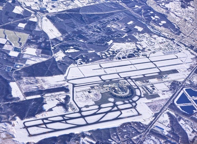 北海道新千岁机场（CTS）攻略：去札幌交通、拉面海鲜、伴手礼与机场温泉