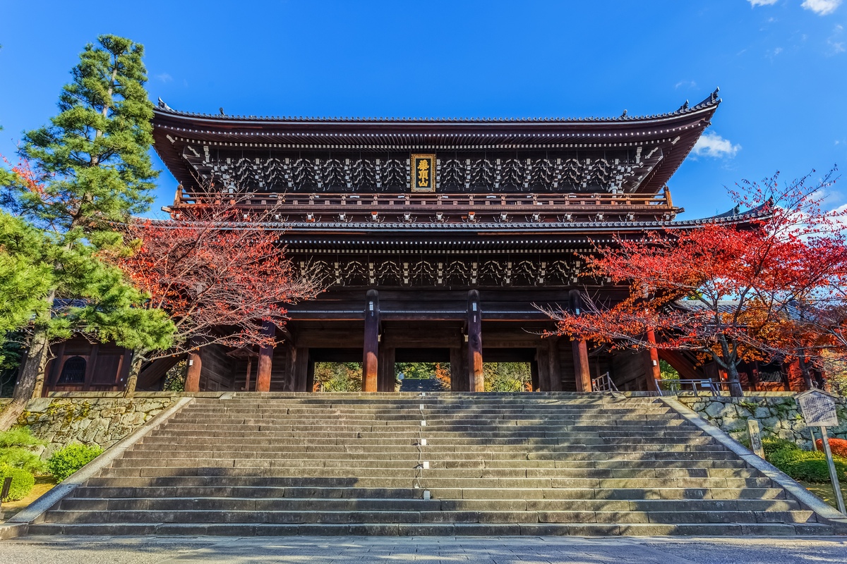 Chion-in Kyoto: Jodo-shu Head Temple & 24-m San-mon | JeePe 