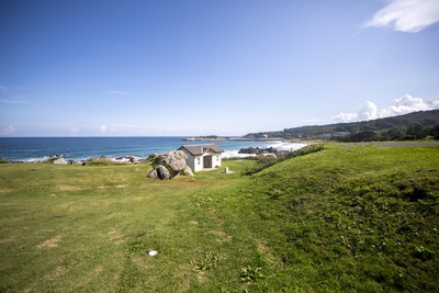 種差海岸觀光攻略｜漫步八戶天然草地與岩礁的國立公園
