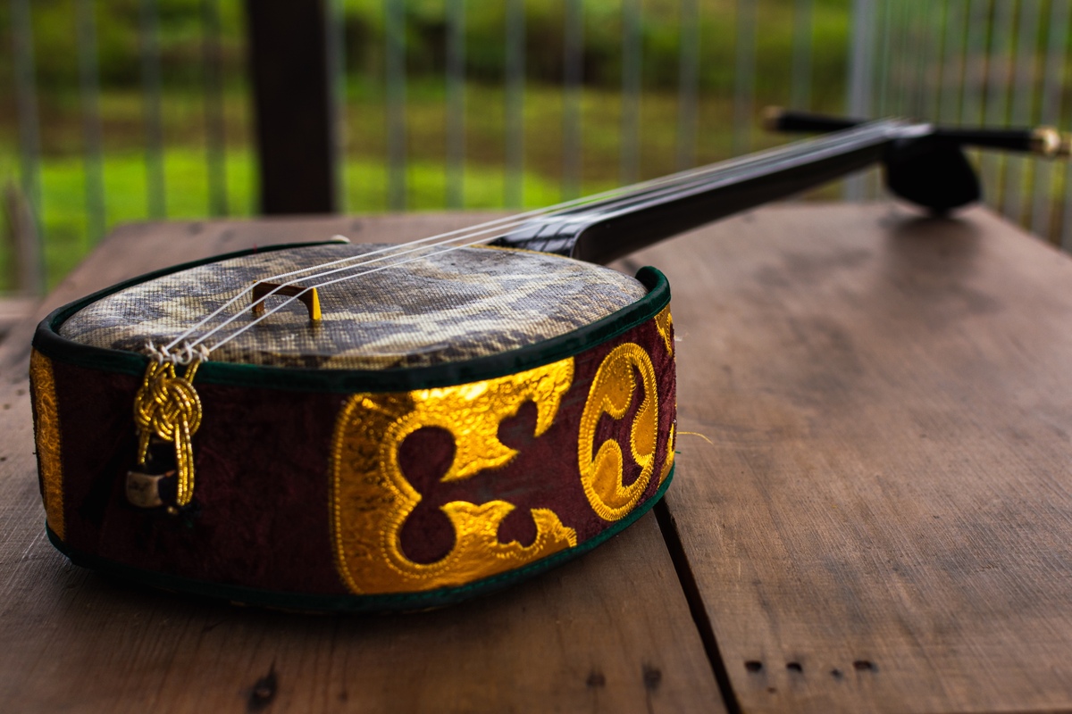 三線とは？沖縄の音色と琉球文化にふれる旅の入門ガイド