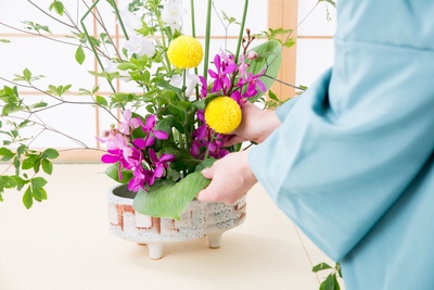 What is Kado? Japan's Ikebana Flower Arrangement Guide
