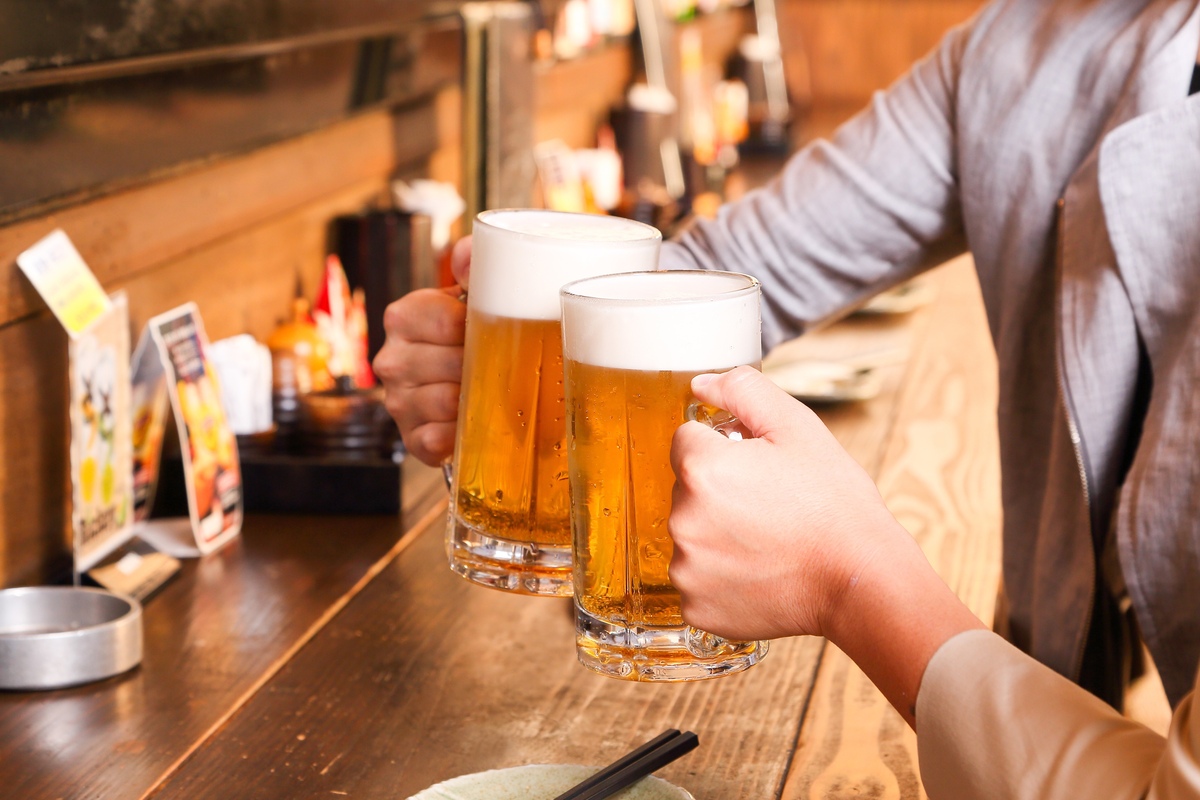 忘年会とは？年末に親しまれる日本の集まり
