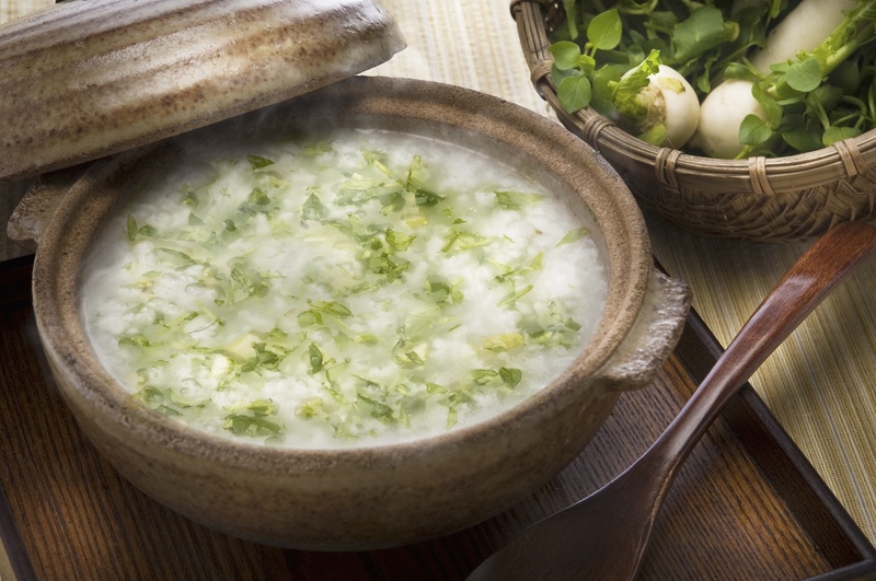 Nanakusa-gayu – Cháo bảy thảo mộc xuân & Tết Nhật Bản