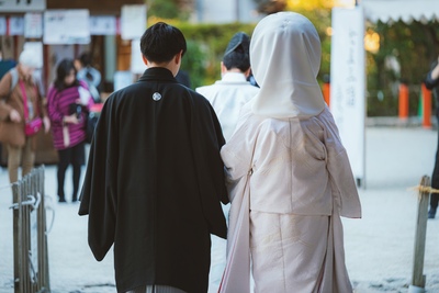 白無垢とは？意味・歴史・見どころと神前式での見学マナーを解説