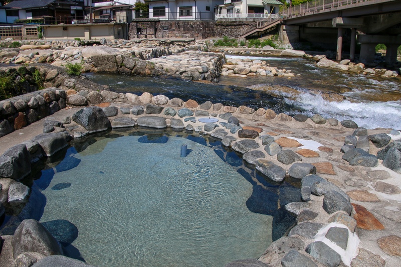 美作三湯で巡る湯原・奥津・湯郷、岡山県北の温泉街歩き