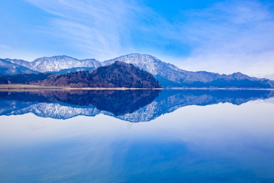 秋田・田沢湖｜日本一深い碧い湖と温泉を巡る癒やしの旅