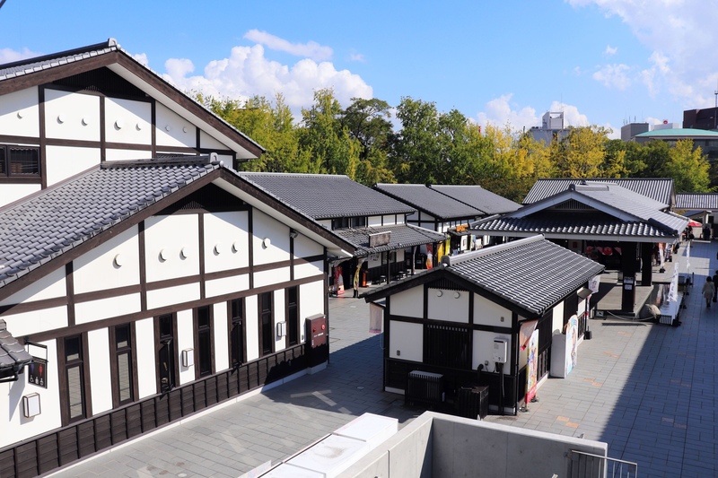 Sakuranobaba Johsaien: Panduan Wisata Kastil Kumamoto