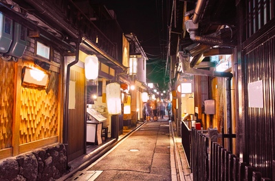 Kyoto Girls' Trip | 2-Day Kimono, Cafe & Photo Itinerary