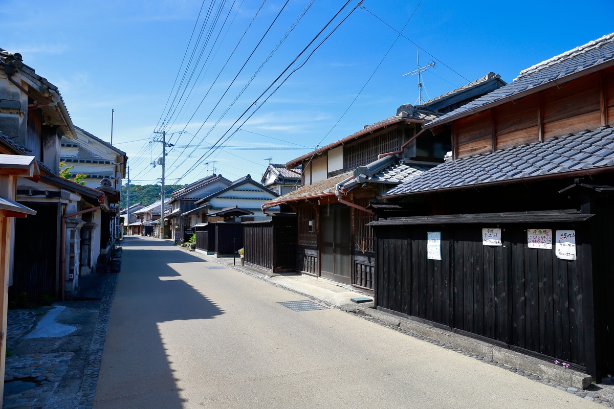 高知・室戸の吉良川のまちなみ散策｜白壁と水切り瓦が残る町