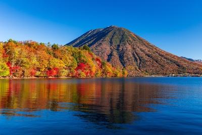 栃木・中禅寺湖｜絶景クルーズとカヌーで楽しむ湖畔リゾート