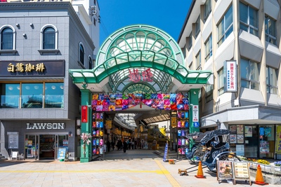 道後ハイカラ通りで楽しむ温泉街さんぽと愛媛のおみやげ選び