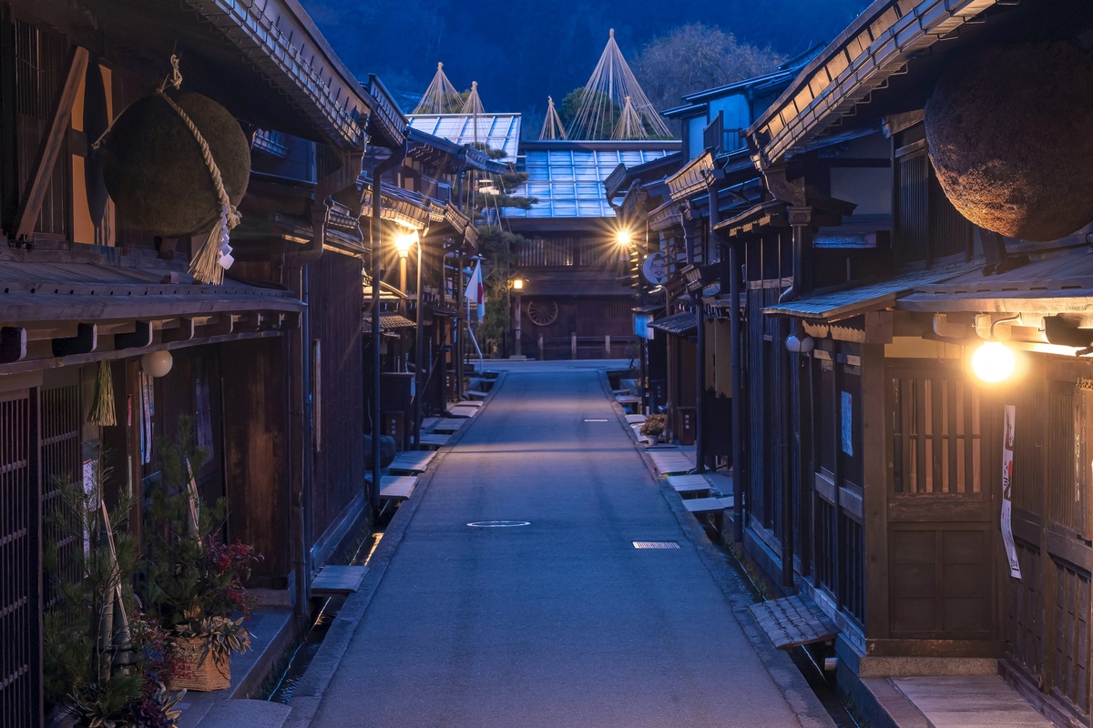 昭和レトロ　高山祭り屋台　白川郷合掌造り　レトロ　グラス　（高山ヤクルト）　8個 高山・白川郷1泊2日モデルコース｜古い町並みと合掌造りへ | JeePe