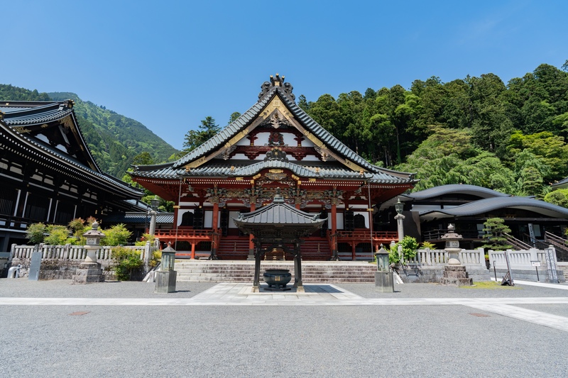 身延山久遠寺の見どころと参拝ガイド｜歴史・境内・マナー案内