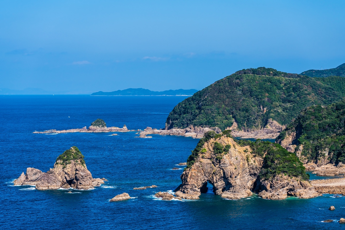妙見浦の見どころ｜天草西海岸の奇岩・海食洞門・撮影スポット