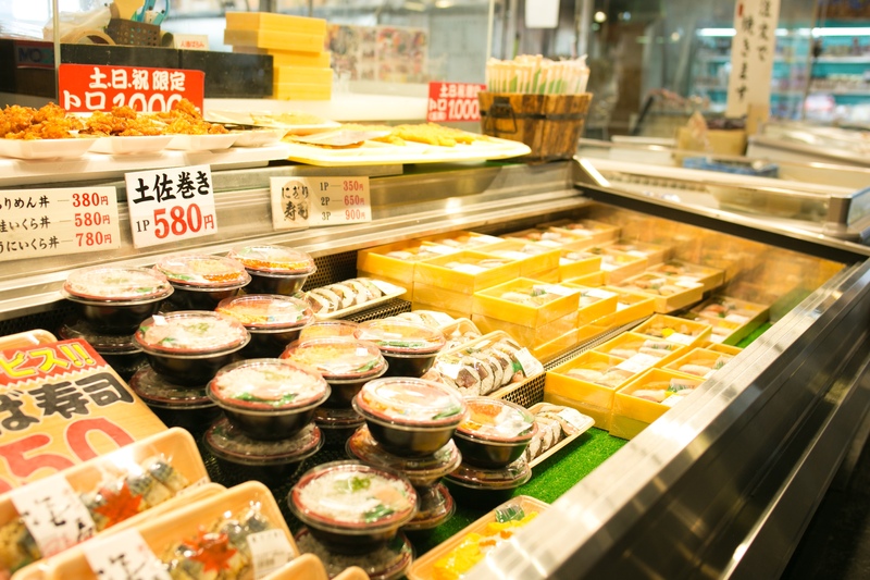 高知グルメ日帰りモデルコース｜ひろめ市場と土佐の味覚を満喫