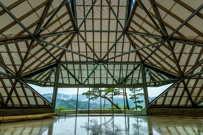 山の中の美術館・MIHO MUSEUM｜建築と古代美術を探訪