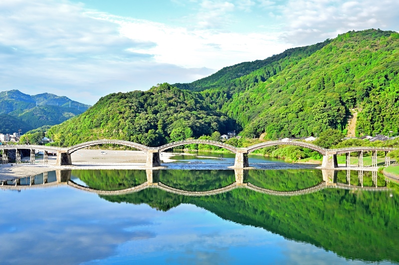 山口の絶景スポット10選｜海岸・カルスト台地・橋の風景を地域別に巡る