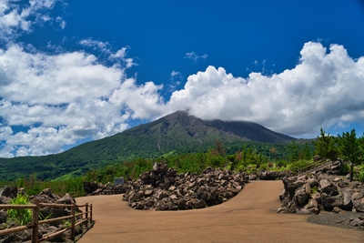 有村溶岩展望所の歩き方｜桜島の溶岩原と火山活動を安全に見る