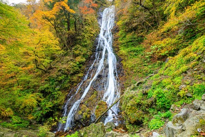 Marugami Falls | 76 m & Japan’s Top 100 Waterfalls