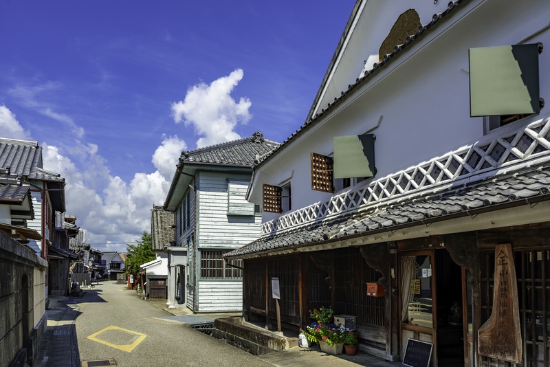 佐賀・肥前浜宿を歩く｜酒蔵通りと茅葺町家、2つの重伝建の見どころ