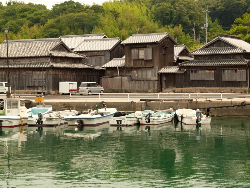 笠島まち並保存地区を歩く｜迷路の小路と塩飽大工の町家を読む