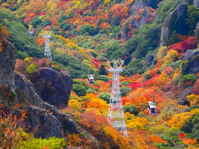 寒霞渓を歩く｜ロープウェイと奇岩、新緑・紅葉の渓谷美を巡る