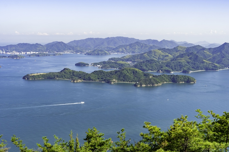 佐木島の歩き方｜3つの港と石地蔵、海辺のサイクリングを楽しむ