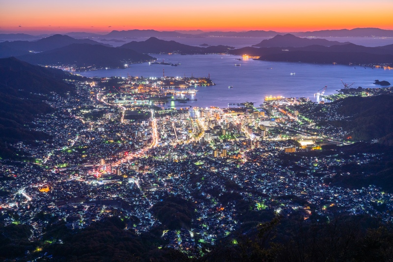 灰ヶ峰を歩く｜標高737mから呉の港と多島美、夜景を読む