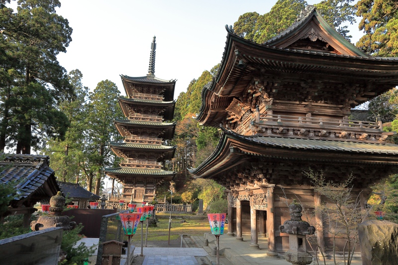 善寳寺を歩く｜龍王殿と五重塔、海の祈りと北前船の歴史をたどる