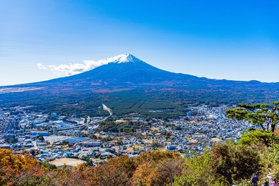 河口湖天上山公園を歩く｜富士山とロープウェイ、カチカチ山の物語を巡る