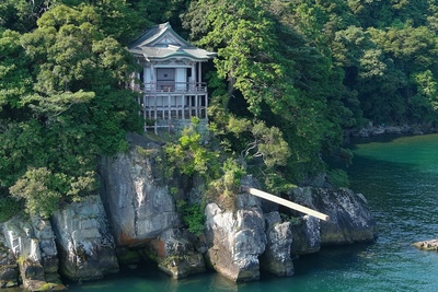 伊崎寺を歩く｜琵琶湖の行場と棹飛び、山道参拝の備えを知る