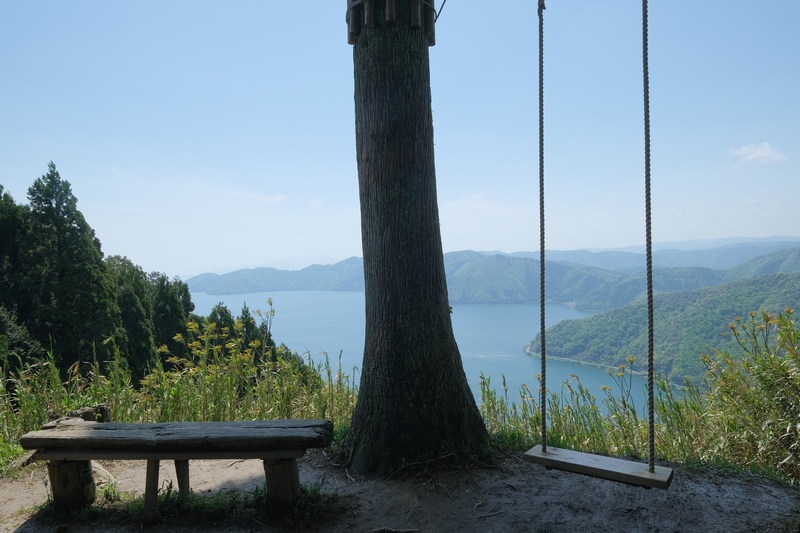 賤ヶ岳を歩く｜琵琶湖と余呉湖の大観、古戦場と七本槍を読む