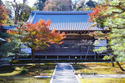 長寿寺の限定拝観と見どころ｜足利尊氏の五輪塔と北鎌倉の庭