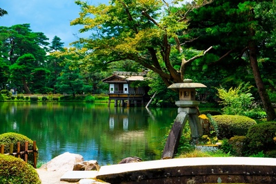 金沢・兼六園｜日本三名園で楽しむ四季の庭園美とライトアップ