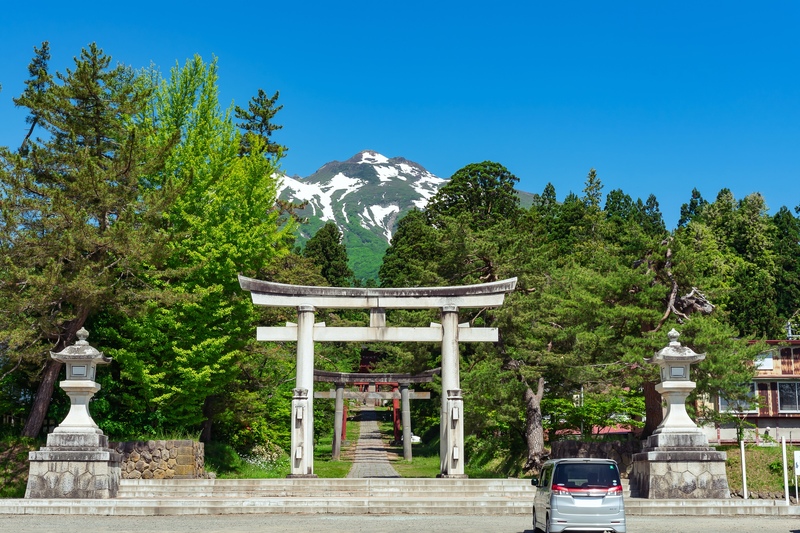 岩木山神社の由緒と建築｜お岩木さま、重要文化財と登拝信仰