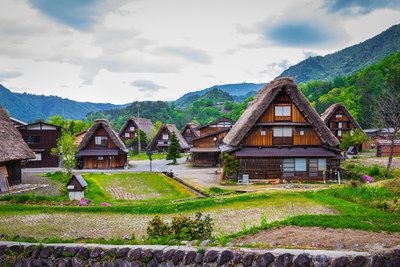 秋の岐阜2泊3日モデルコース｜新穂高の紅葉と高山・白川郷
