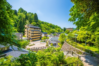 湯涌温泉で山里の時間にひたる｜湯と夢二・江戸文化を結ぶ旅