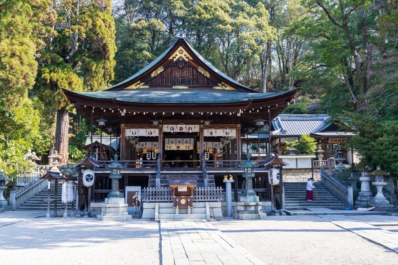 近江八幡・日牟禮八幡宮へ｜楼門と近江商人の歴史、参拝の作法