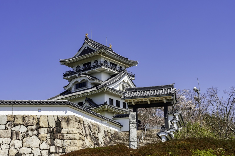 河原城（お城山展望台）の見どころ｜丸山城跡の歴史・郷土館の展示と天守からの眺望