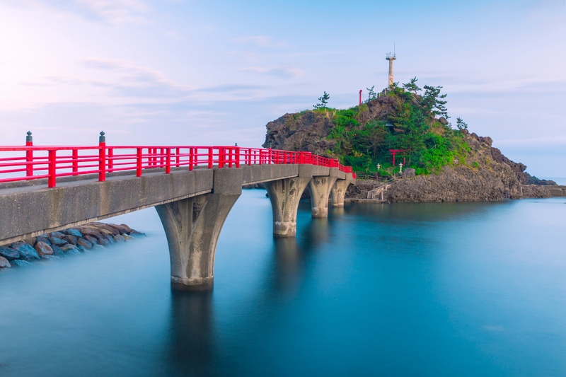 神奈川の海が見える観光スポット10選｜車なしで楽しむ海辺と絶景